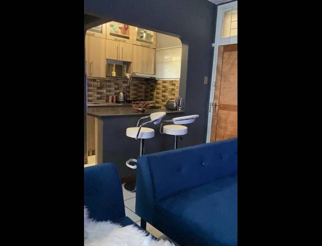 0.5 BEDROOM FLAT FOR SALE IN GLENWOOD